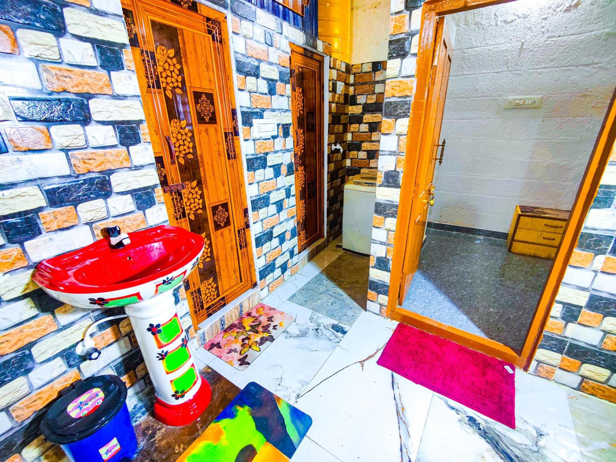 Sahara Family Homestay Mysore Eksteriør billede